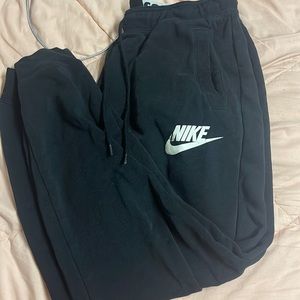 Nike Sweatpants